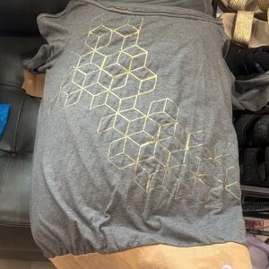 Zumba Fitness Gray Long Sleeve Tee with Gold Geometric Print